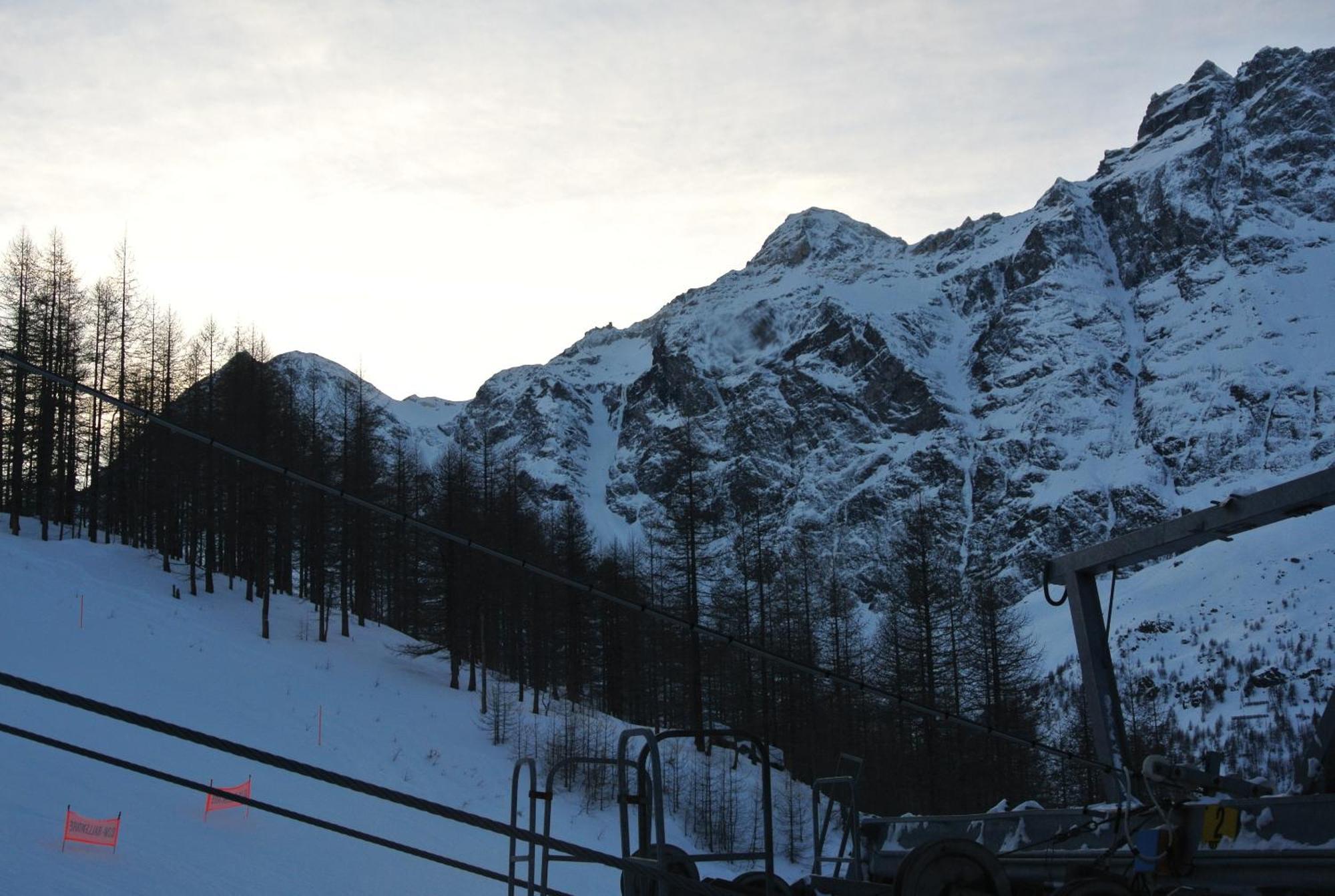Base Camp Alpine Apartments Breuil-Cervinia Szoba fotó