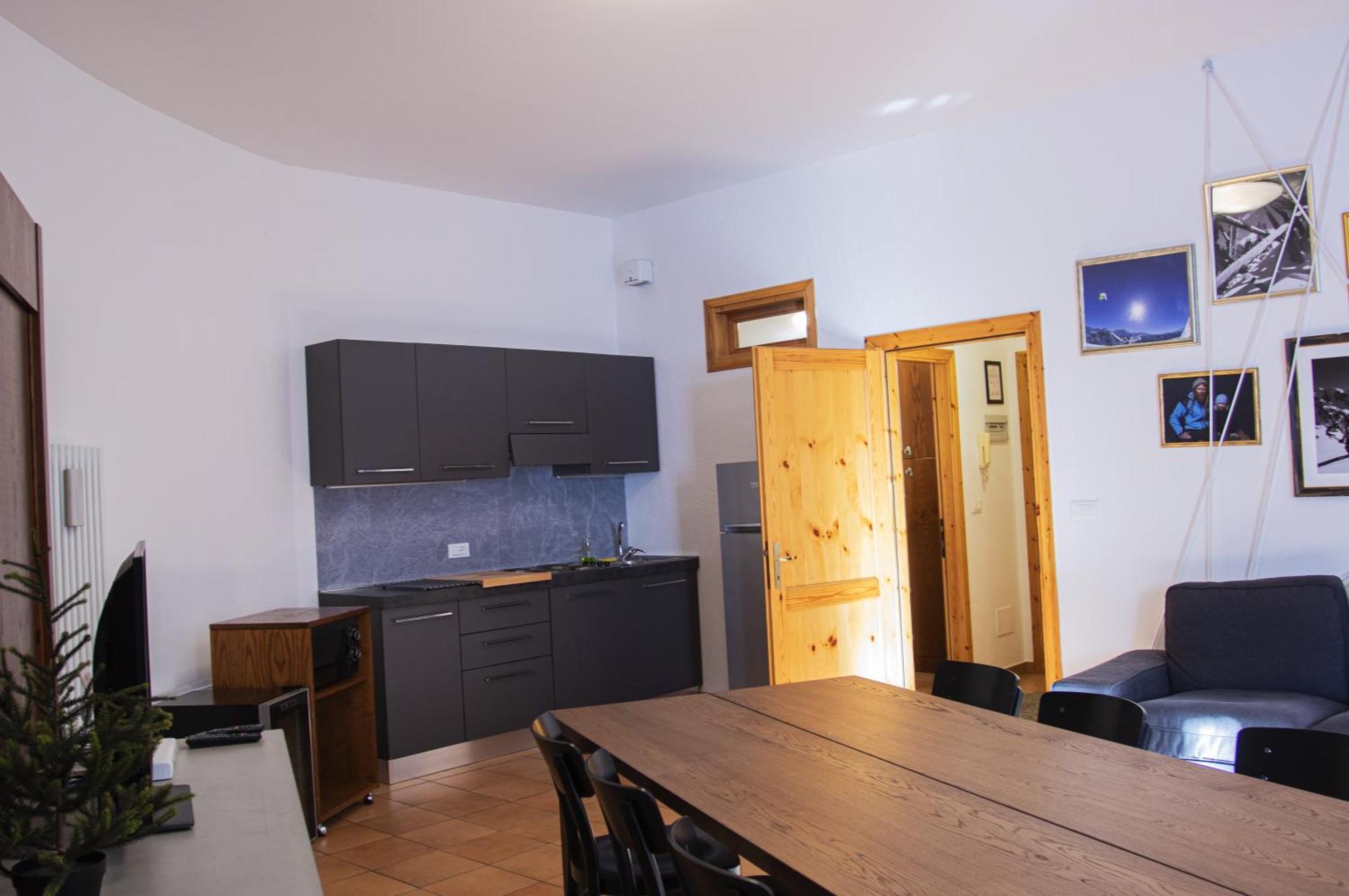 Base Camp Alpine Apartments Breuil-Cervinia Szoba fotó
