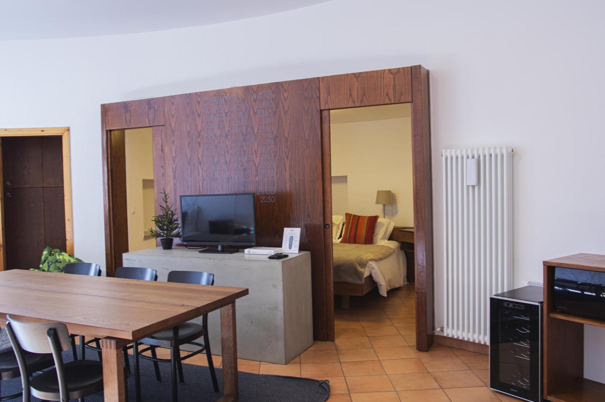 Base Camp Alpine Apartments Breuil-Cervinia Szoba fotó